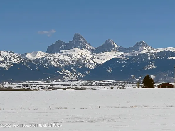 8356 Blue Ridge Ln, Tetonia, ID 83452