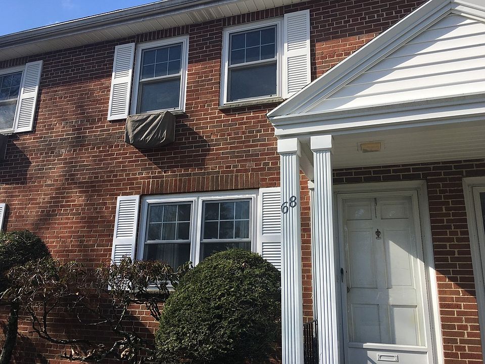 1st image of 68 Emerson Gardens Rd #68