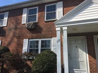 68 Emerson Gardens Rd #68, Lexington, MA 02420