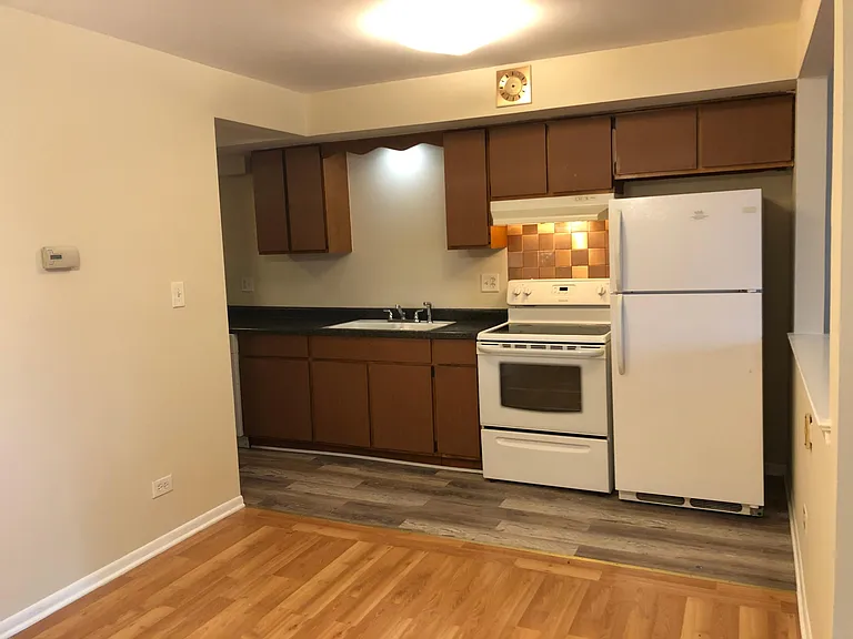 7132 N Harlem Ave #202 — Photo 5