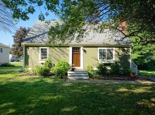 16 Marquand Ln, Newburyport, MA 01950