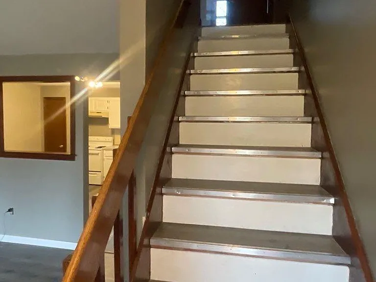 65 Wisteria St — Photo 8