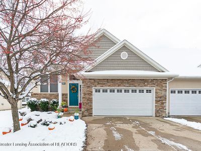 6240 Hilltop Ct #5, Bath, MI, 48808