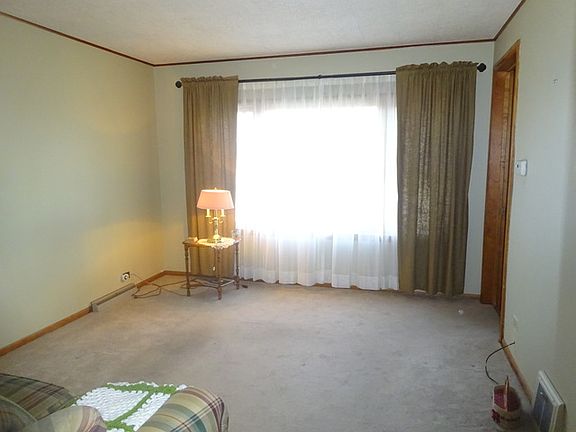 3rd image of 5118 W 32nd Pl