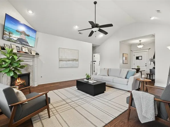 510 Grandview Dr, Prairie Grove, AR 72753