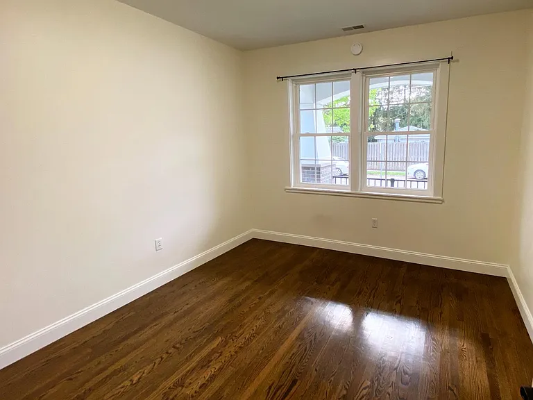 12 S Shannon Ave — Photo 13