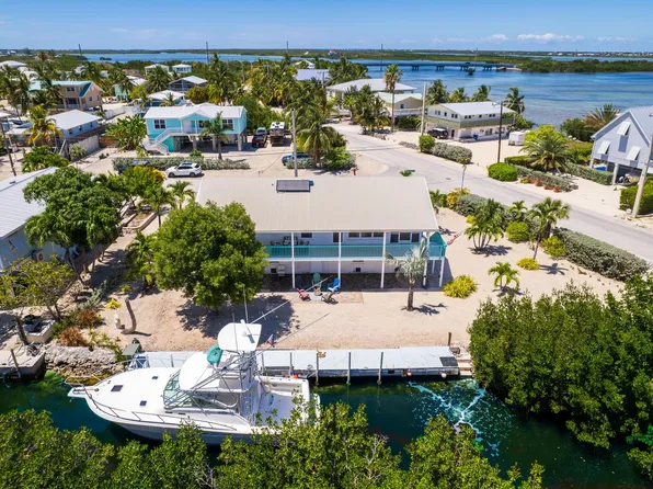 27486 Martinique Ln, Ramrod Key, FL 33042