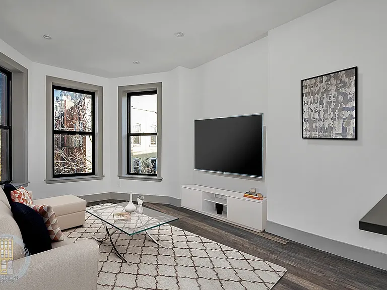 1961 Madison Ave #C2 — Photo 1