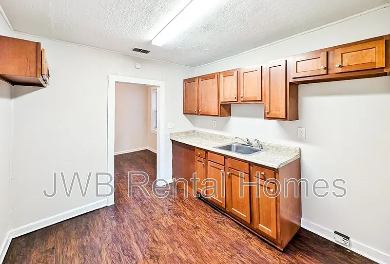 Northside — Photo 2