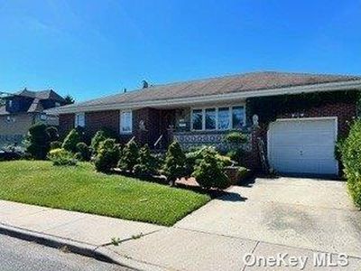 1299 Globe Avenue, Elmont, NY, 11003