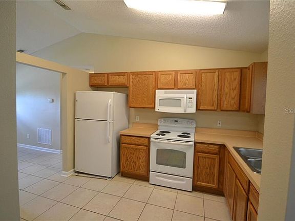 2nd image of 836 Blanc Ct