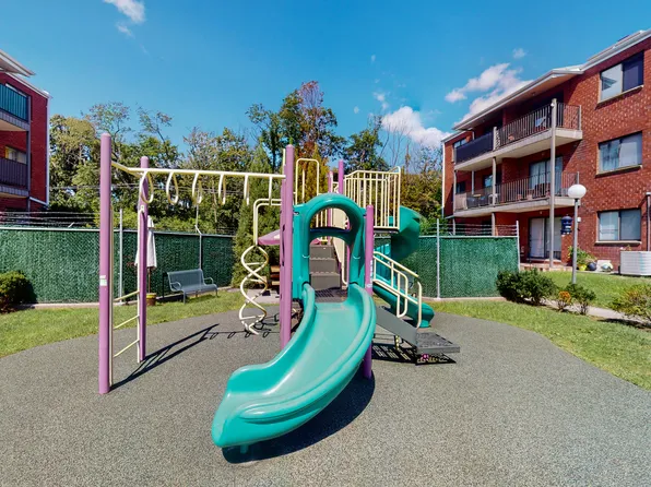 2811 East 26th Street image 38 of 38