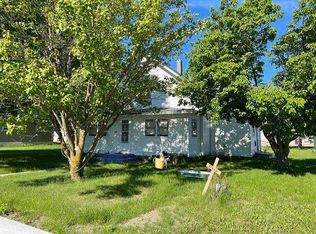 230 N Ash St, Springview, NE 68778