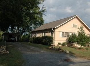 137 Duke St, Granite Falls, NC 28630