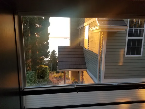 6053 Atlas Pl SW #1A, Seattle, WA 98136