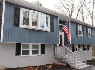 22 Arbutus St, Putnam Valley, NY 10579