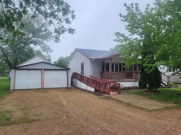 208 S Clark St, Viborg, SD 57070