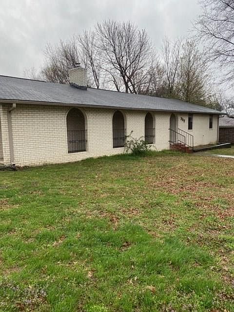 1st image of 709 N Valley West Dr