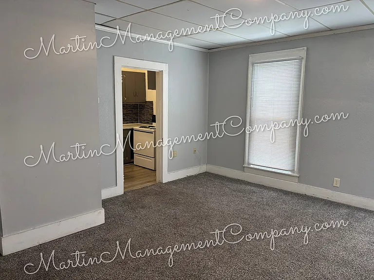 420 W 7th St #2 — Photo 6