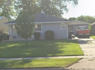 1638 Center Ave, Janesville, WI 53546