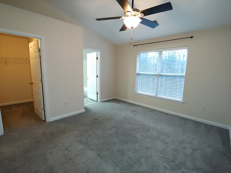 2660 Cedar Elm Dr — Photo 9