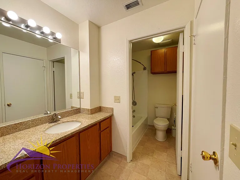 4269 Taylor St — Photo 20