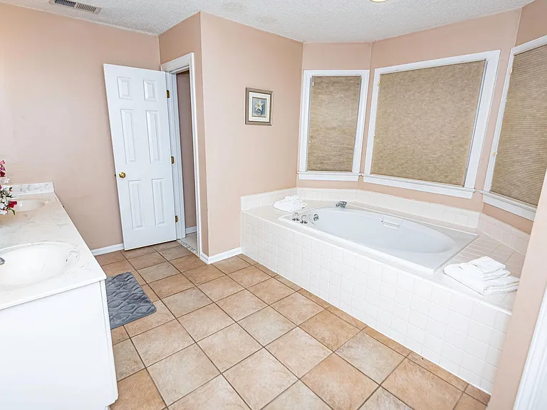 674 Millswood Dr — Photo 36