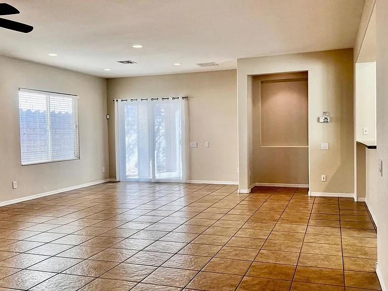 848 Paseo Rocoso Pl — Photo 2