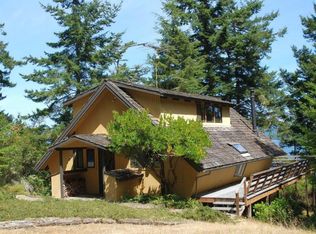 968 San Juan Dr, Friday Harbor, WA 98250