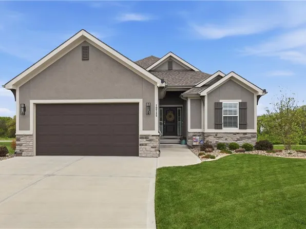 10745 N Bell St, Kansas City, MO 64155