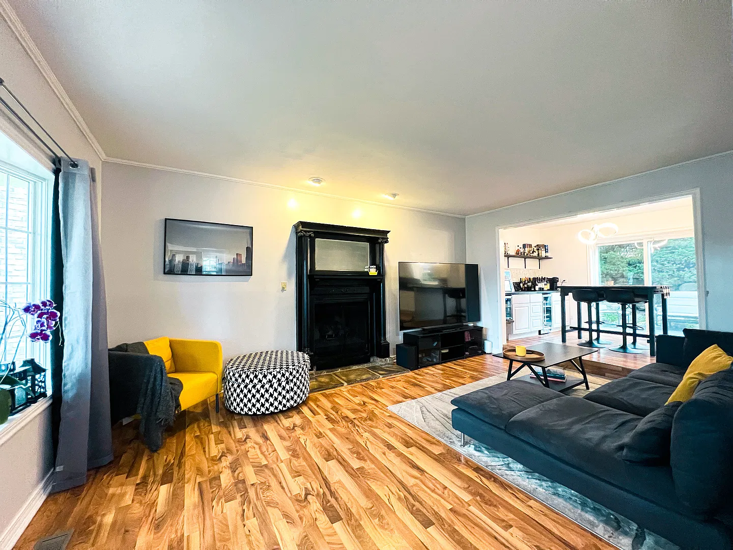 4 bed, 2.5 bath, 1456 sqft, $2,800 — Photo 3
