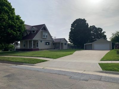 419 N 5th St, Maquoketa, IA, 52060