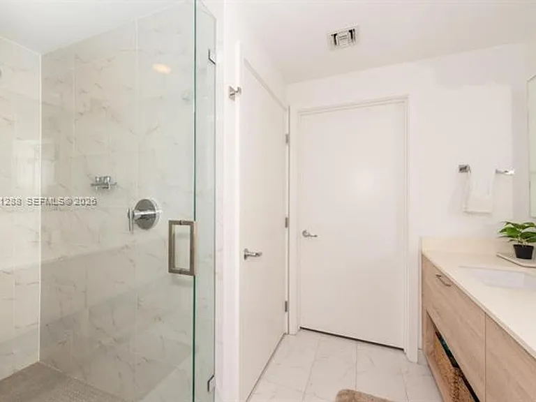 16385 Biscayne Boulevard Cu #2904 — Photo 15