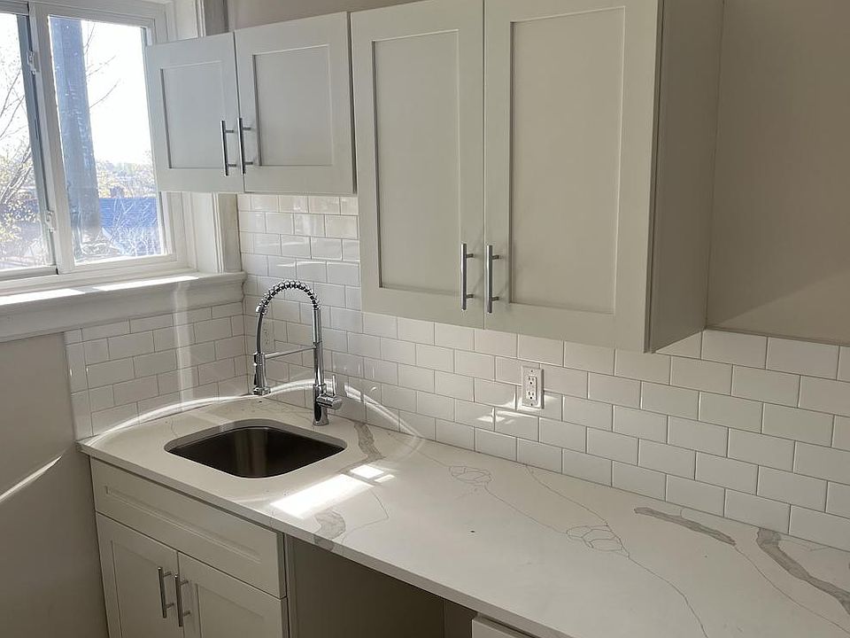 2nd image of 4216 Hereford St APT 2