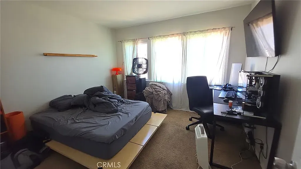 3 bed, 1443 sqft, $4,000 — Photo 1