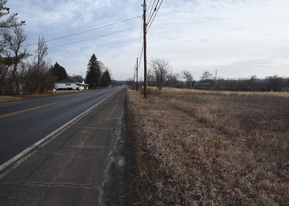 2nd image of 300 Old Ithaca Rd