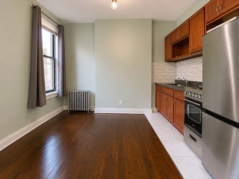 30 Fillmore Pl #1F — Photo 2