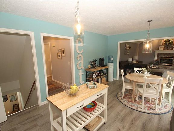 4th image of 1029 Sugarhouse Ln