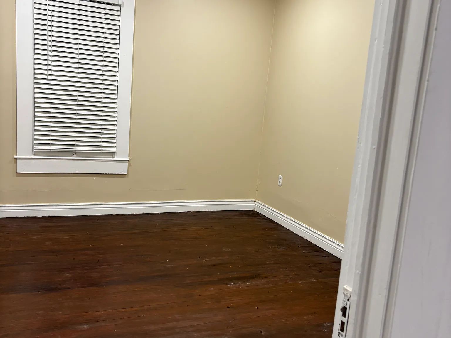 3 bed, 1671 sqft, $1,400 — Photo 4