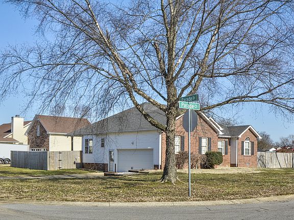 2nd image of 3816 Parade Dr