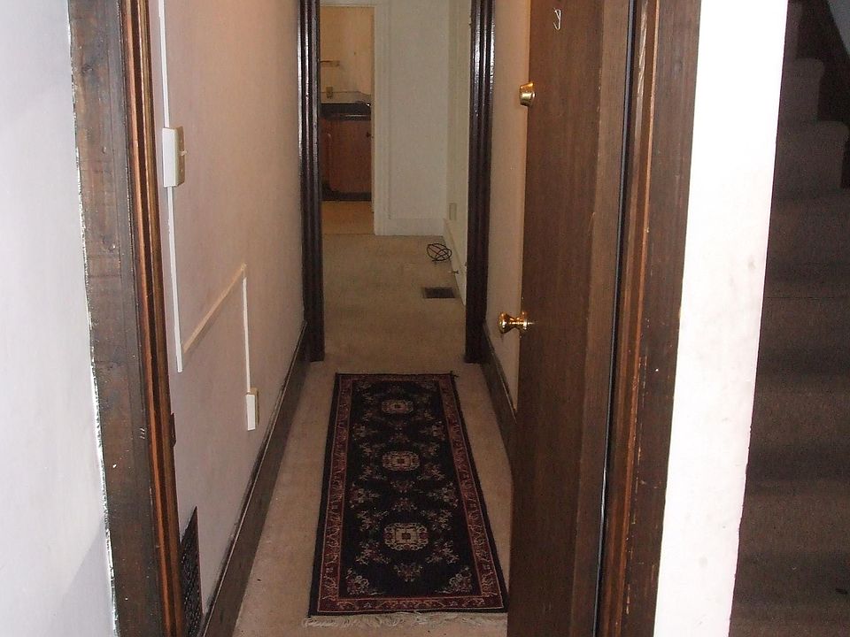 Entry to apartment from front foyer