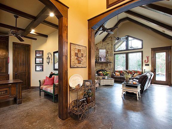 Entry to Office & Living Rm
