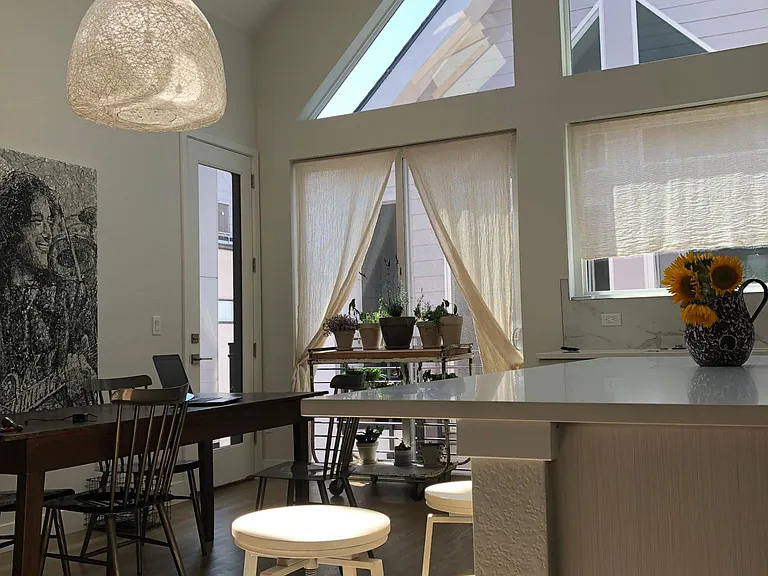 3411 N Albion St #3-1 — Photo 5