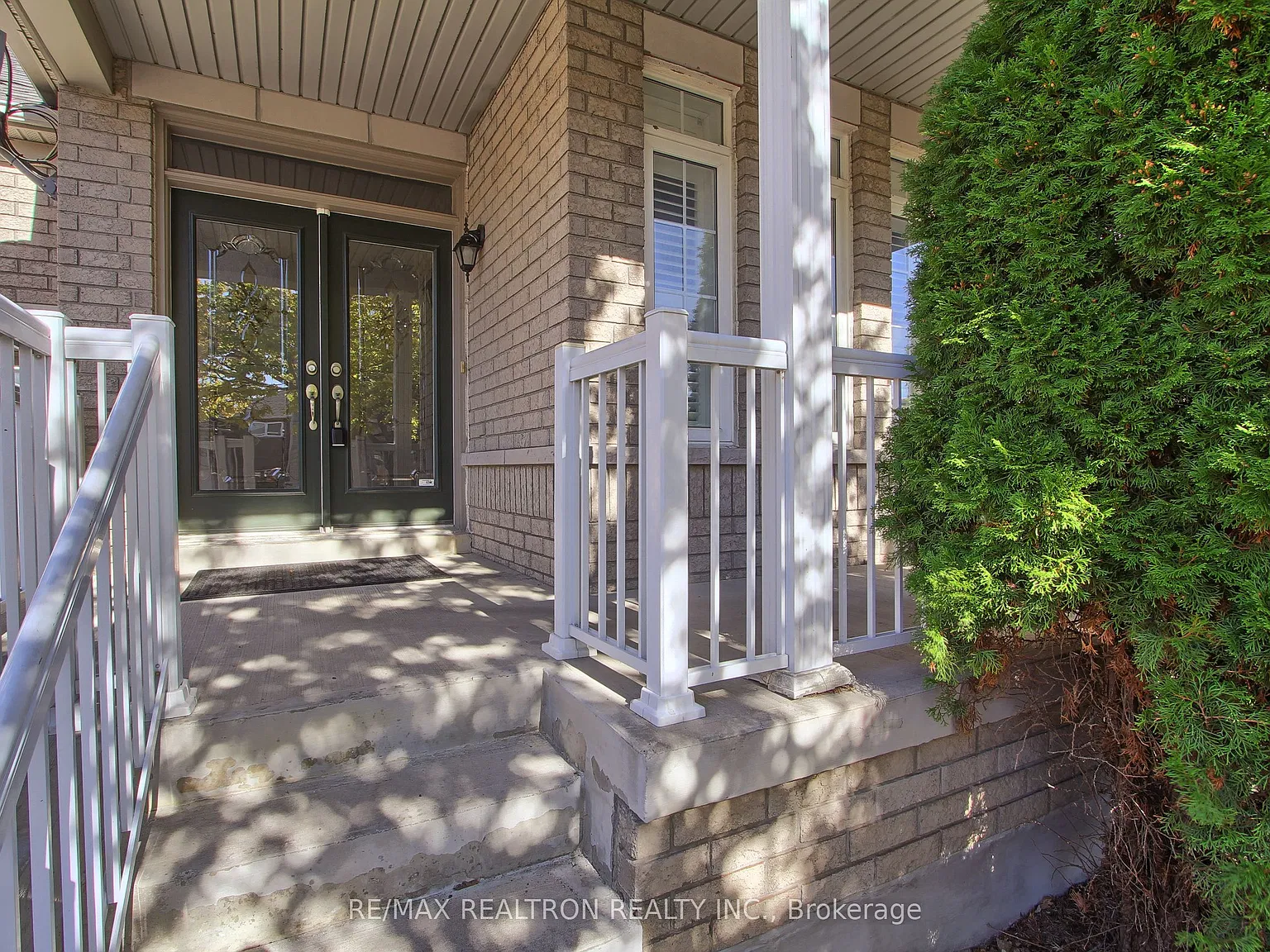 4 bed, $4,150 — Photo 2