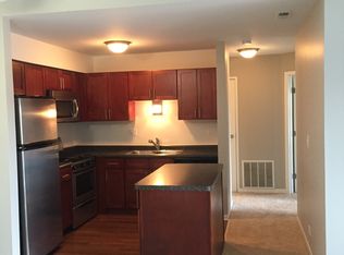 2766 N Buffalo Grove Rd APT 201, Arlington Heights, IL 60004