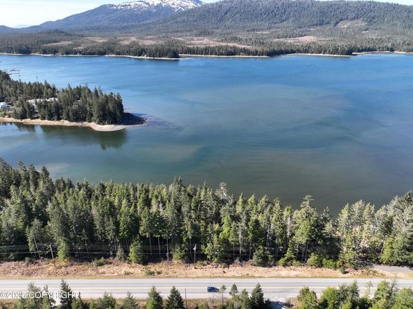 1030 Mitkof Hwy, Petersburg, AK 99833