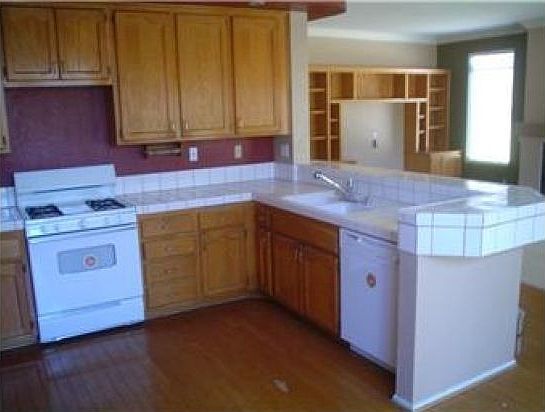 4th image of 23846 Peach Blossom Ct