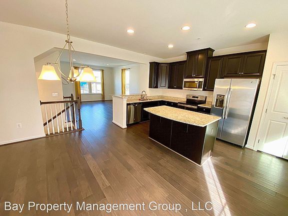 2nd image of 8102 Seaworthy Way