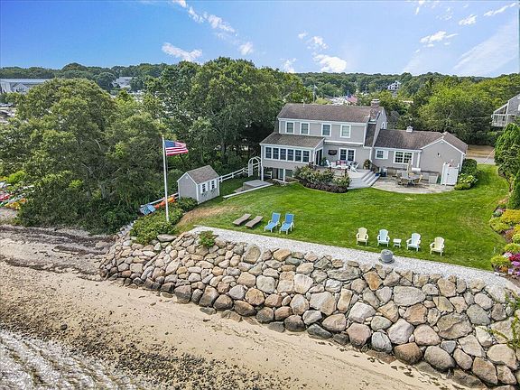 3rd image of 150 Waterside Drive