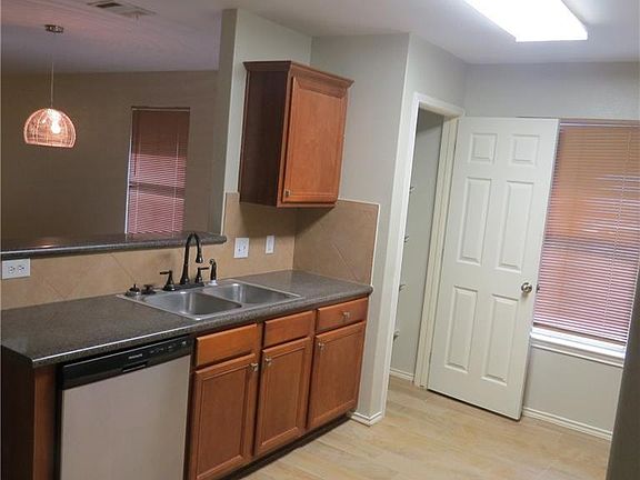 5th image of 5306 N 47th Ln